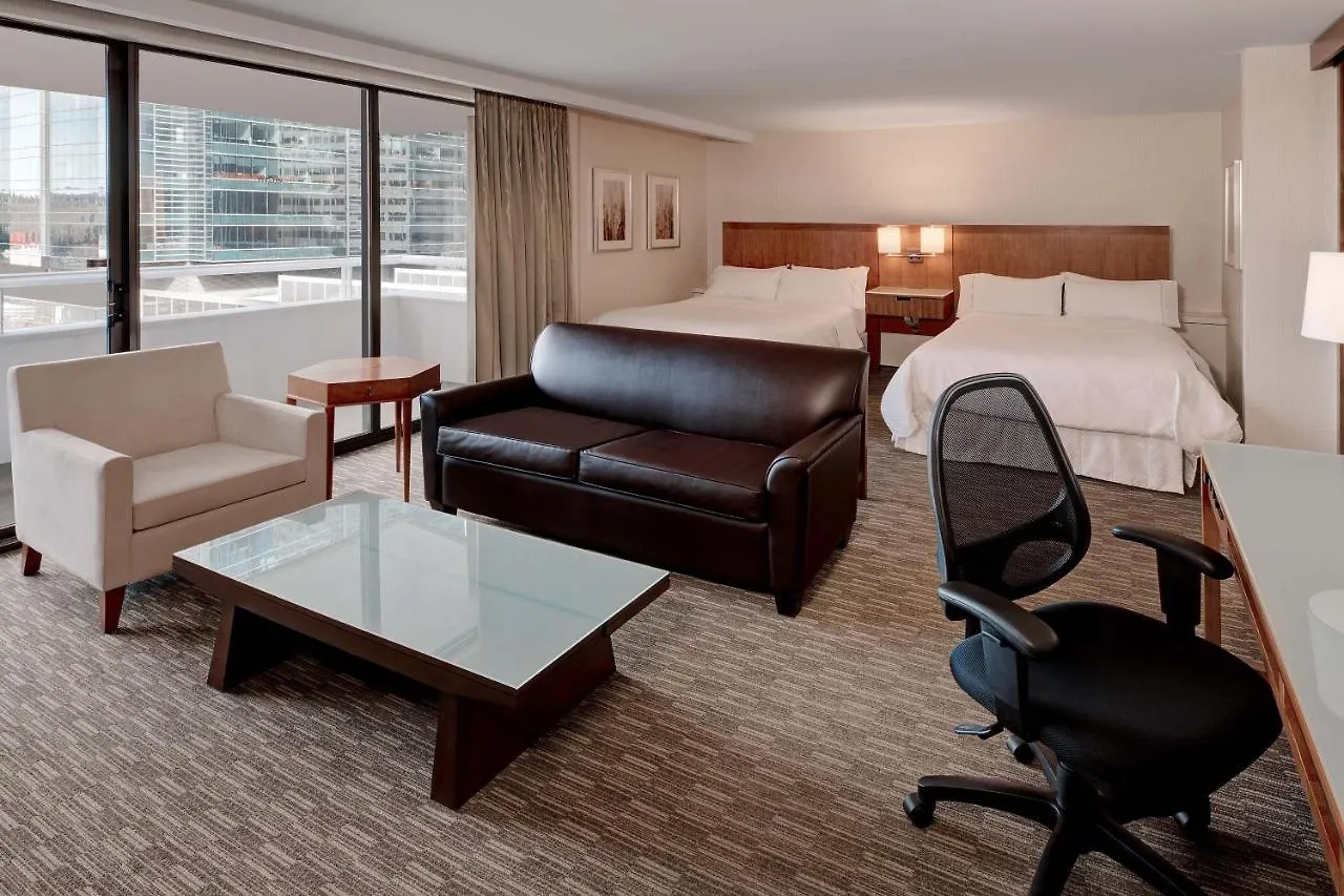 The Westin Calgary Hotel 4*,