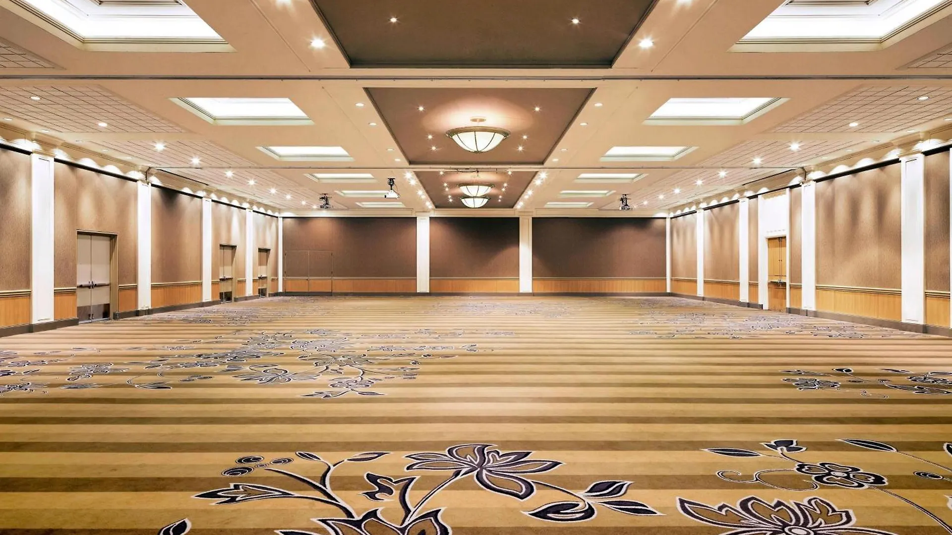 The Westin Calgary Hotel 4*,  Canada