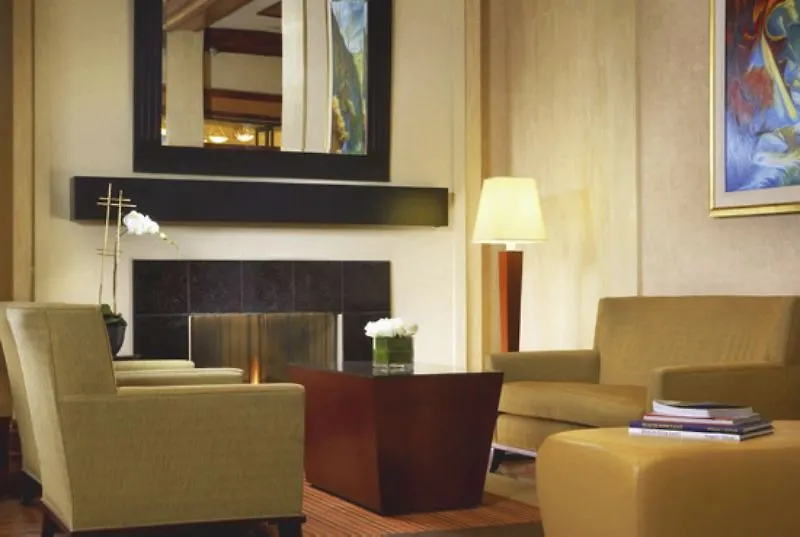 The Westin Calgary Hotel 4*,